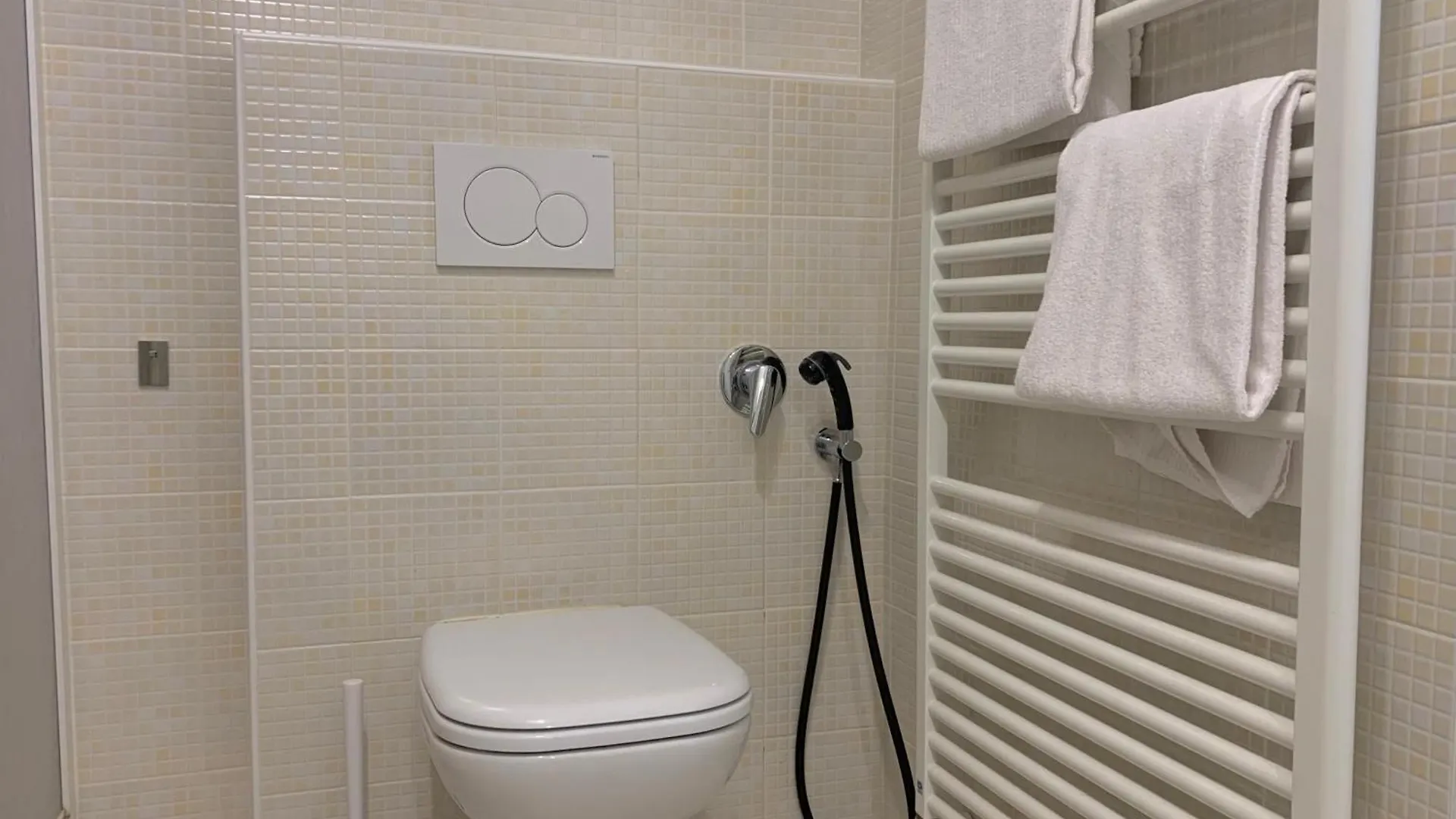 ***  Hotel Mamma Ciccia Mandello del Lario Italia