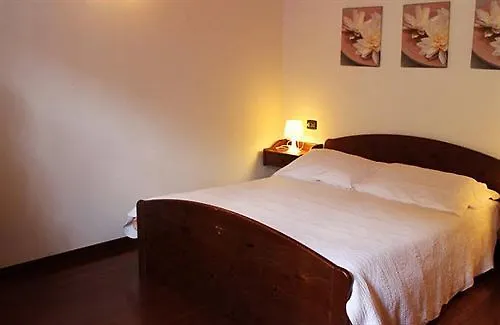 Hotel Mamma Ciccia Mandello del Lario