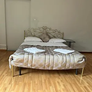 https://rooms77-florence.it-tuscanyhotel.com